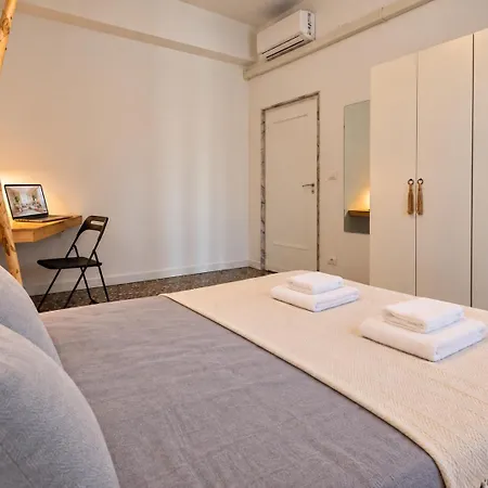 Easystay Apartment